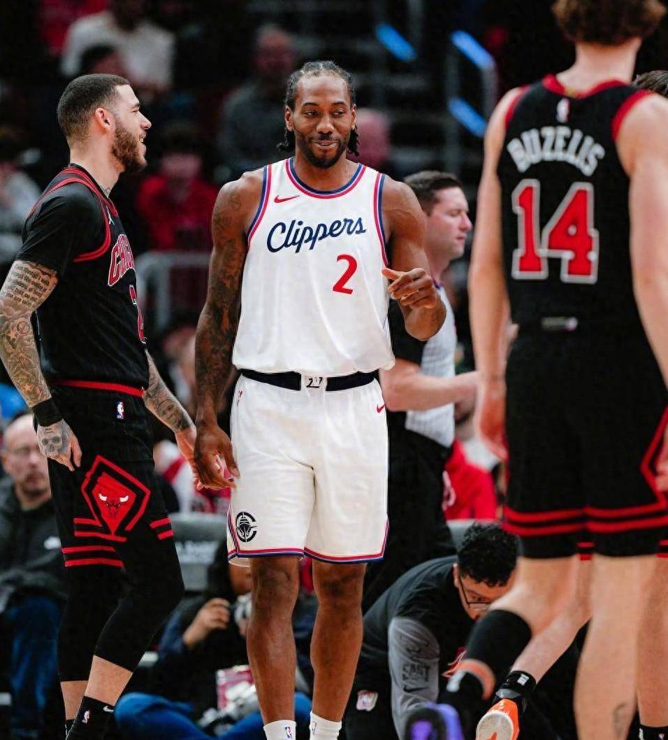 开云官方-Uzi连续七场比赛得分超过比赛局势复杂，公牛不断突破！-开云官方