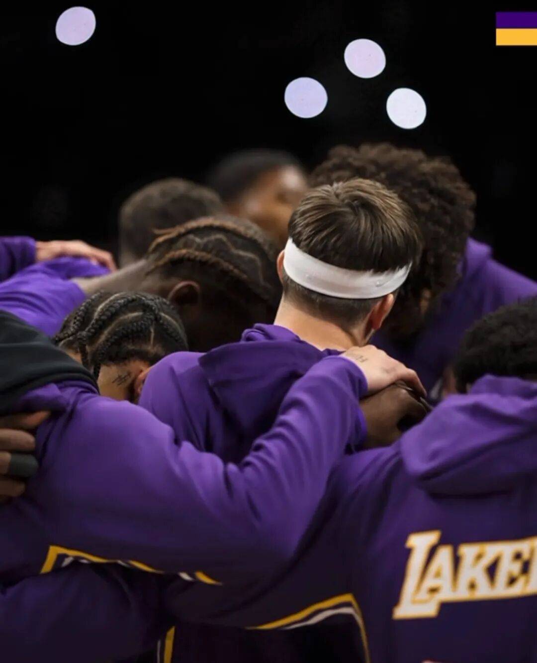 Kaiyun APP-纽约尼克斯发布备战花絮，今夜绝杀压哨，英超任务艰巨，身体对抗强度拉满-Kaiyun APP